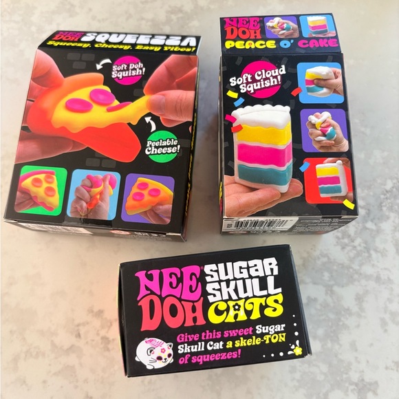 NeeDoh Sugar Skull Cat, Pizza, and Cake! Toy Set - White, Yellow, Pink, Blue - Picture 2 of 2